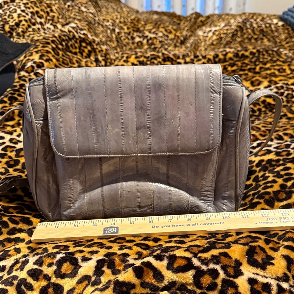 Stylish Silver Women's EEL SKIN